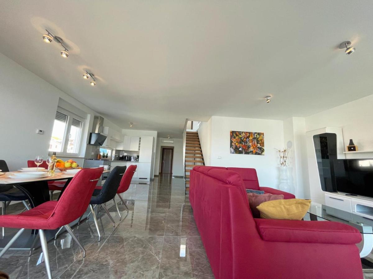 Seascape Deluxe Residence Pjescana Uvala Eksteriør billede