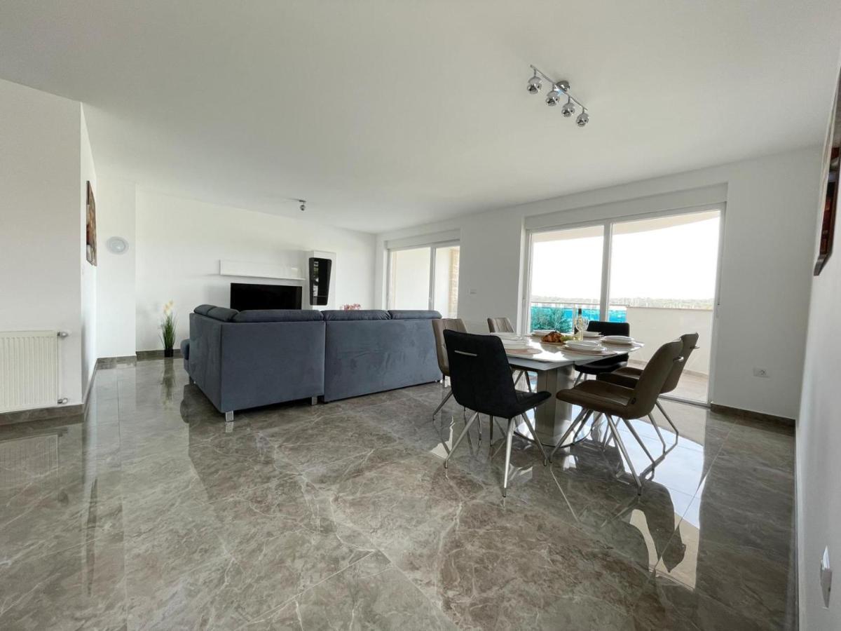 Seascape Deluxe Residence Pjescana Uvala Eksteriør billede