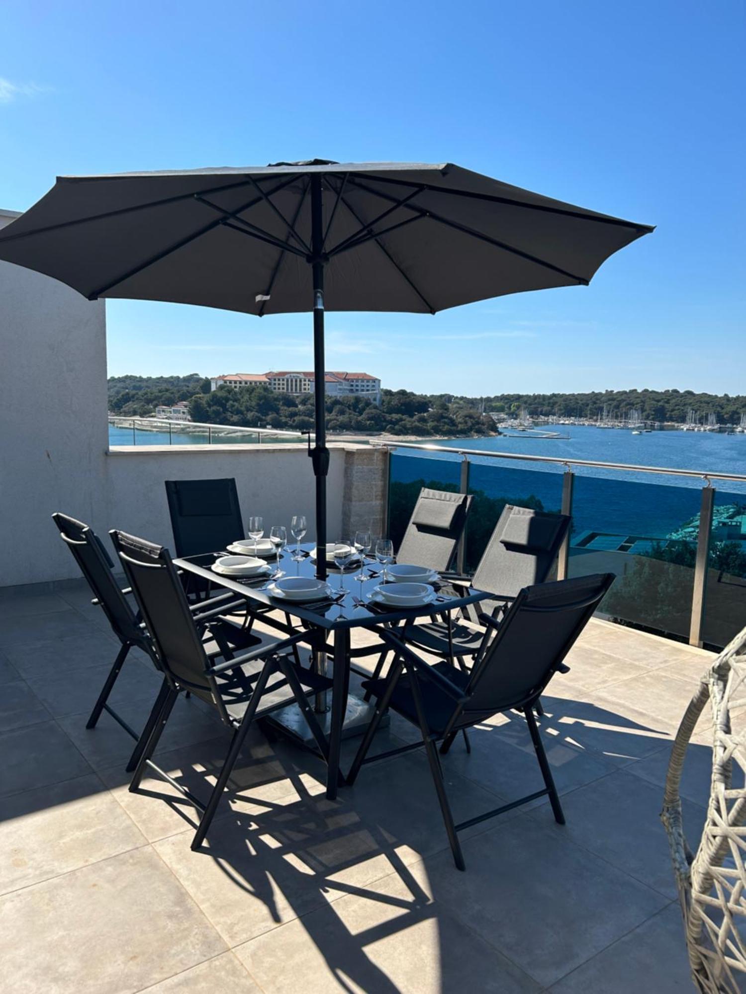 Seascape Deluxe Residence Pjescana Uvala Eksteriør billede