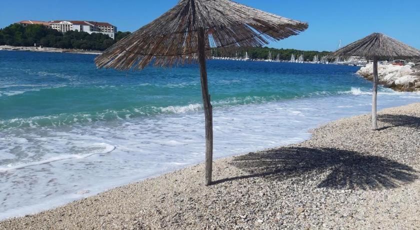 Seascape Deluxe Residence Pjescana Uvala Eksteriør billede